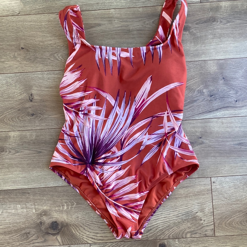 Kona Sol  one piece swimsuit NWT